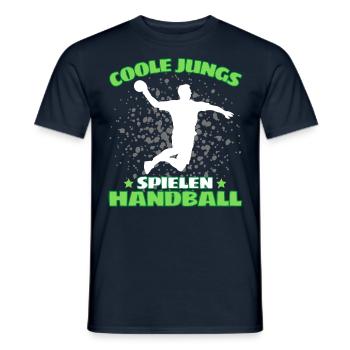 COOLE JUNGS SPIELEN HANDBALL Handballer - Männer T-Shirt - Navy - Vorne - AI Model Male 178 light (178cm)