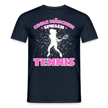 COOLE MÄCHEN SPIELEN TENNIS Lustiges - Männer T-Shirt - Navy - Vorne - AI Model Male 178 light (178cm)