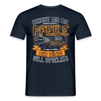 Lustiger Darts Spruch REICHT MIR DIE PFEILE IHR - Männer T-Shirt - Navy - Vorne - AI Model Male 178 light (178cm)