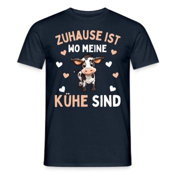 ZUHAUSE IST WO MEINE KÜHE SIND! Lustiges Bauer - Männer T-Shirt - Navy - Vorne - AI Model Male 178 light (178cm)