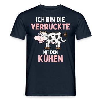 ICH BIN DIE VERRÜCKTE MIT DEN KÜHEN Lustiges - Männer T-Shirt - Navy - Vorne - AI Model Male 178 light (178cm)