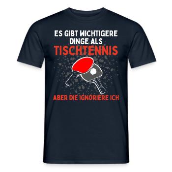 Il y a des choses plus importantes que le tennis de table, mais le - T-shirt homme - marine - Devant - AI Model Male 178 light (178cm)