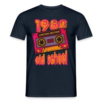 1980 Old School Retro Vintage - Männer T-Shirt - Navy - Vorne - AI Model Male 178 light (178cm)