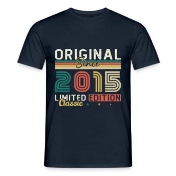 10 Ans 2015 Vintage Retro Cadeau D’anniversaire - T-shirt homme - marine - Devant - AI Model Male 178 light (178cm)