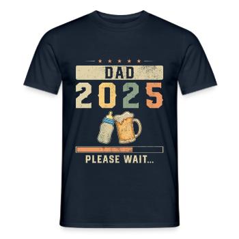 Dad 2025 Pregnancy Announcement Daddy-to-be - Men's T-Shirt - navy - Front - AI Model Male 178 light (178cm)