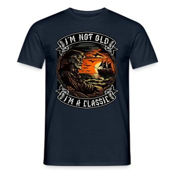 Je ne suis pas vieux, je suis un passionné de bateaux classiques - T-shirt homme - marine - Devant - AI Model Male 178 light (178cm)