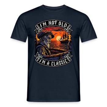 Je ne suis pas vieux Je suis un amoureux des bateaux classiques - T-shirt homme - marine - Devant - AI Model Male 178 light (178cm)