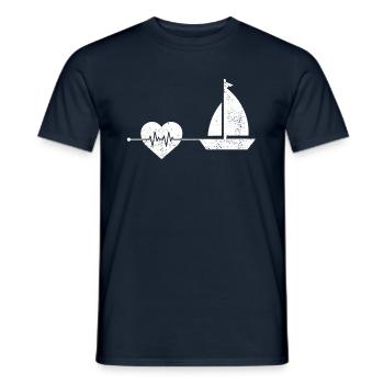 Segeln Herzschlag - Männer T-Shirt - Navy - Vorne - AI Model Male 178 light (178cm)