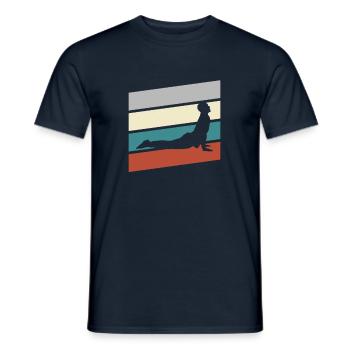 Yoga Retro - Männer T-Shirt - Navy - Vorne - AI Model Male 178 light (178cm)