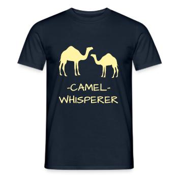 Chameau Whisperer - T-shirt homme - marine - Devant - AI Model Male 178 light (178cm)