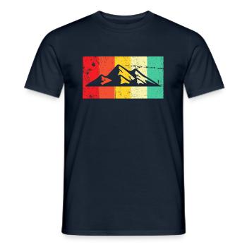 Berg Berge Reto - Männer T-Shirt - Navy - Vorne - AI Model Male 178 light (178cm)