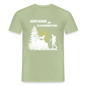 Wandern Hund - Männer T-Shirt - Sage - Vorne - AI Model Male 178 light (178cm)