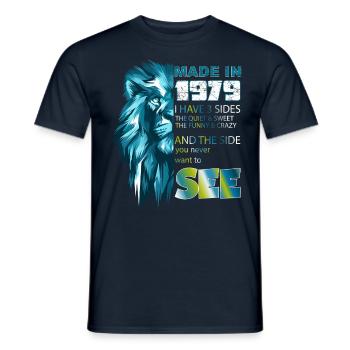 Lion - fabriqué en 1979 Année d’anniversaire - T-shirt homme - marine - Devant - AI Model Male 178 light (178cm)