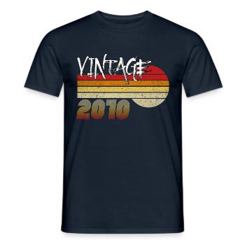 Vintage 2010 - Born 2010 - Year of Heroes! - Men's T-Shirt - navy - Front - AI Model Male 178 light (178cm)