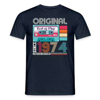 49 Anniversaire Homme Femme Cassette Mai Vintage 1974 - T-shirt homme - marine - Devant - AI Model Male 178 light (178cm)