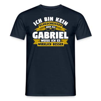 Klugscheisser Gabriel weiß es besser - Männer T-Shirt - Navy - Vorne - AI Model Male 178 light (178cm)