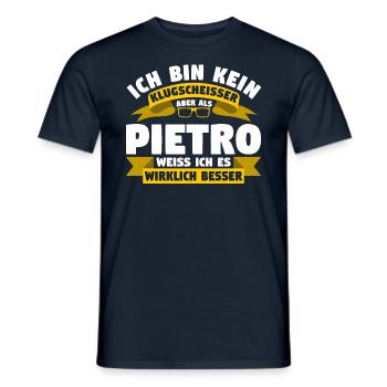 Klugscheisser Pietro weiß es besser - Männer T-Shirt - Navy - Vorne - AI Model Male 178 light (178cm)