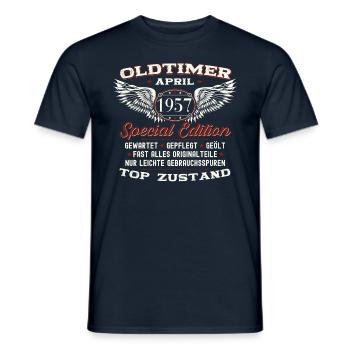 66. Geburtstag Mann April Jahrgang 1957 Oldtimer - Männer T-Shirt - Navy - Vorne - AI Model Male 178 light (178cm)