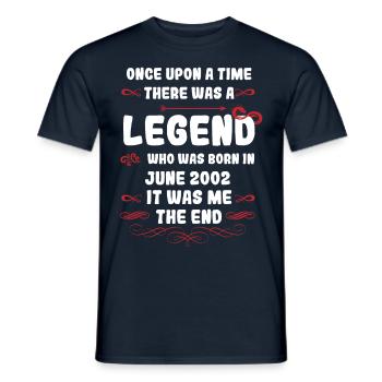 Es war einmal eine Legende. Juni 2002 Geburtstag - Männer T-Shirt - Navy - Vorne - AI Model Male 178 light (178cm)
