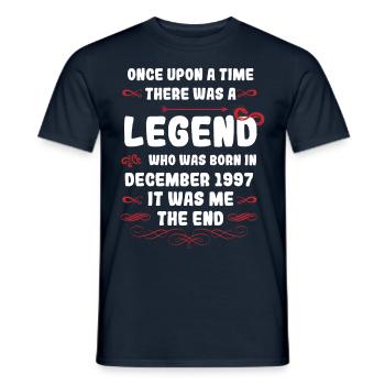 Il était une fois une légende. Décembre 1997 - T-shirt homme - marine - Devant - AI Model Male 178 light (178cm)