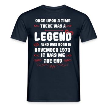 Il était une fois une légende. Novembre 1973 Naissance - T-shirt homme - marine - Devant - AI Model Male 178 light (178cm)