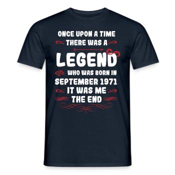 Es war einmal eine Legende. September 1971 Geburts - Männer T-Shirt - Navy - Vorne - AI Model Male 178 light (178cm)
