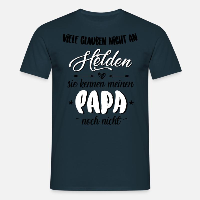 Papa Held - Männer T-Shirt - Navy