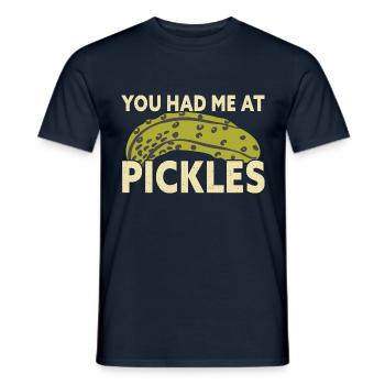 Tu m’as eu à Pickles Funny Pickle Lover - T-shirt homme - marine - Devant - AI Model Male 178 light (178cm)