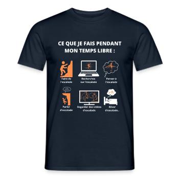 Ce que je fais pendant mon temps libre : escalade - T-shirt homme - marine - Devant - AI Model Male 178 light (178cm)
