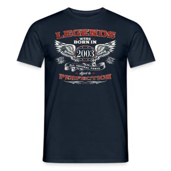 20. Geburtstag Mann Legende Jahrgang 2003 Oldtimer - Männer T-Shirt - Navy - Vorne - AI Model Male 178 light (178cm)