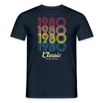 1980 Anniversaire né en 1980 Retro Vintage - T-shirt homme - marine - Devant - AI Model Male 178 light (178cm)