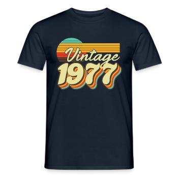 1977 Anniversaire Né En 1977 Rétro Vintage - T-shirt homme - marine - Devant - AI Model Male 178 light (178cm)