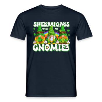 St Patricks Day Irland Wichtel Gnome - Männer T-Shirt - Navy - Vorne - AI Model Male 178 light (178cm)