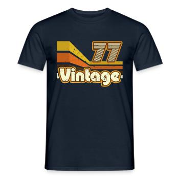 1977 Anniversaire né en 1977 Retro Vintage - T-shirt homme - marine - Devant - AI Model Male 178 light (178cm)