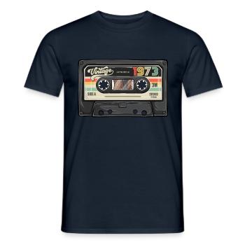 Cassette Vintage 1973 Retro Classic Anniversaire - T-shirt homme - marine - Devant - AI Model Male 178 light (178cm)