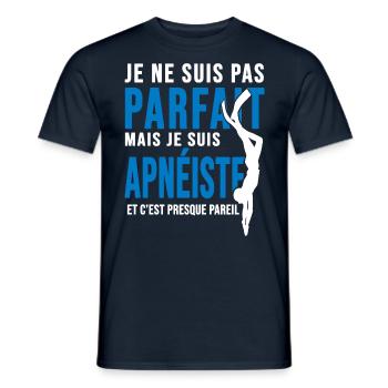 Apnée parfait apnéiste sport plongée plongeur - T-shirt homme - marine - Devant - AI Model Male 178 light (178cm)