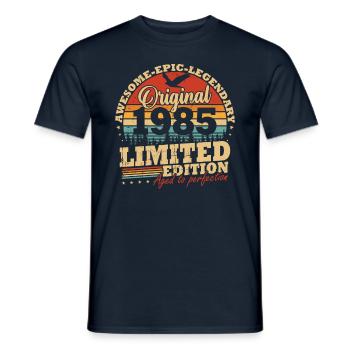 Original 1985 Vintage Birthday Gift Retro - Men's T-Shirt - navy - Front - AI Model Male 178 light (178cm)