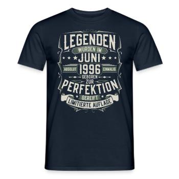 Juni 1996 Jahrgang geboren Geburtstag Geschenk - Männer T-Shirt - Navy - Vorne - AI Model Male 178 light (178cm)