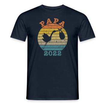 Papa 2022 Retro - Männer T-Shirt - Navy - Vorne - AI Model Male 178 light (178cm)