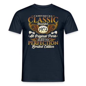 Né en décembre 1972 Cadeau de 50e anniversaire - T-shirt homme - marine - Devant - AI Model Male 178 light (178cm)