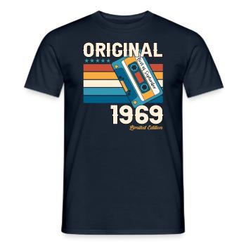 54e anniversaire septembre millésime 1969 cassette - T-shirt homme - marine - Devant - AI Model Male 178 light (178cm)