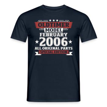 18. Geburtstag Oldtimer Februar Jahrgang 2006 - Männer T-Shirt - Navy - Vorne - AI Model Male 178 light (178cm)