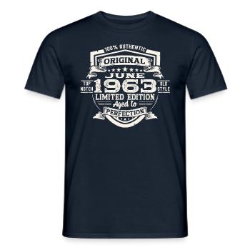 60e anniversaire Juin Millésime 1963 Bouclier original - T-shirt homme - marine - Devant - AI Model Male 178 light (178cm)