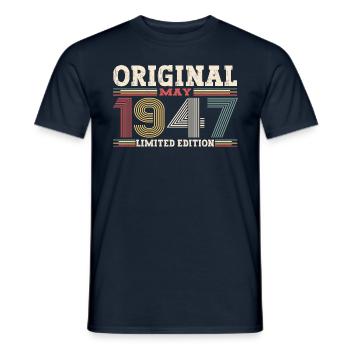 Original Mai 1947 Jahrgang 1947 Geburtstag 1947 - Männer T-Shirt - Navy - Vorne - AI Model Male 178 light (178cm)