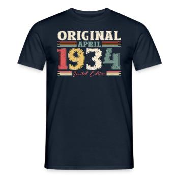 90e anniversaire mari Original avril Vintage 1934 - T-shirt homme - marine - Devant - AI Model Male 178 light (178cm)