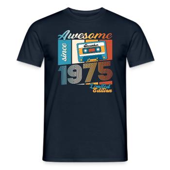 48e anniversaire Cassette décembre Vintage 1975 - T-shirt homme - marine - Devant - AI Model Male 178 light (178cm)
