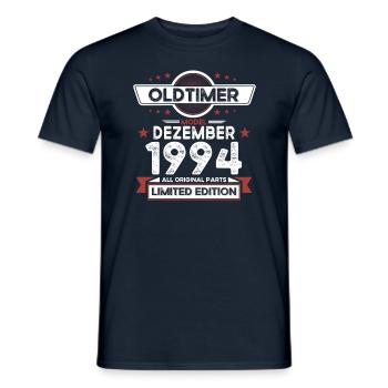 29. Geburtstag Oldtimer Dezember Jahrgang 1994 - Männer T-Shirt - Navy - Vorne - AI Model Male 178 light (178cm)