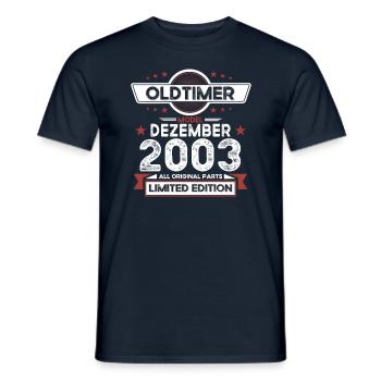 20. Geburtstag Oldtimer Dezember Jahrgang 2003 - Männer T-Shirt - Navy - Vorne - AI Model Male 178 light (178cm)