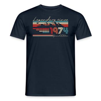 Berge Jahrgang 1974 Geburtstag Geschenk - Männer T-Shirt - Navy - Vorne - AI Model Male 178 light (178cm)