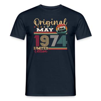 Original Mai 1974 Millésime 1974 Anniversaire 1974 - T-shirt homme - marine - Devant - AI Model Male 178 light (178cm)